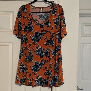 LulaRoe Perfect T